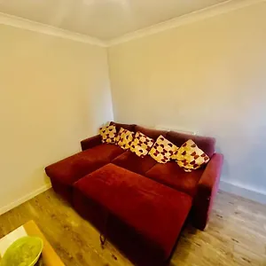  Apartment 3 Bed Sky Se15 Peckham